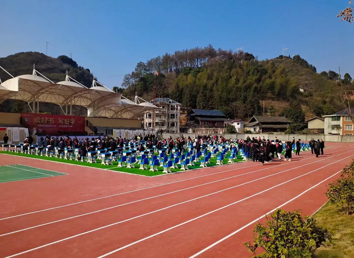 鹤壁市硅PU塑胶跑道材料 - 推荐